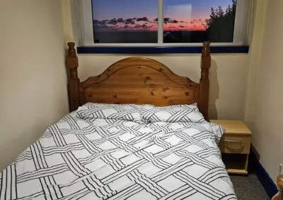 Double room with sea view window
